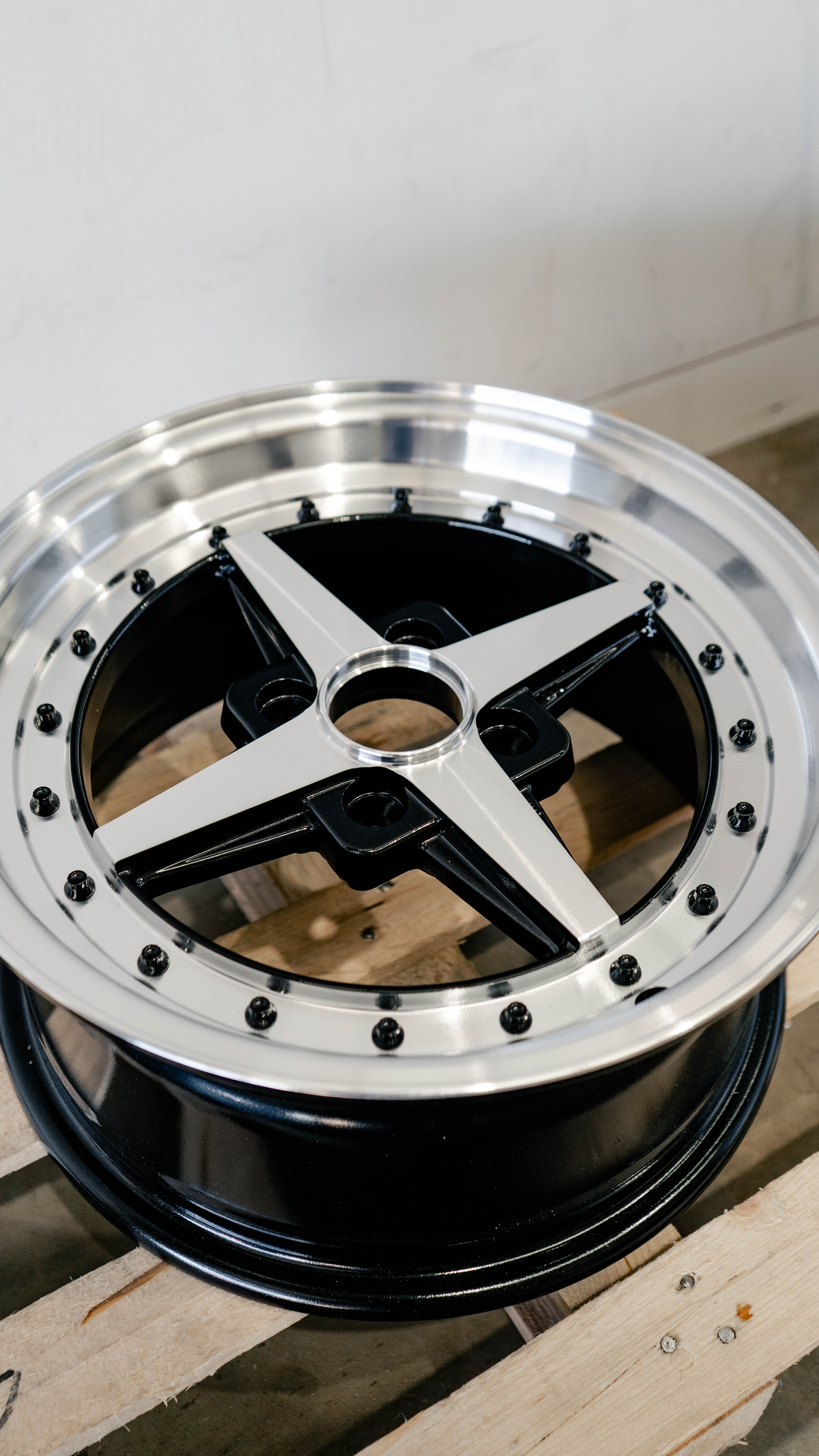 Rota Zero, 15 x 8 inch, 4100 PCD, ET10 Black with Polished Face