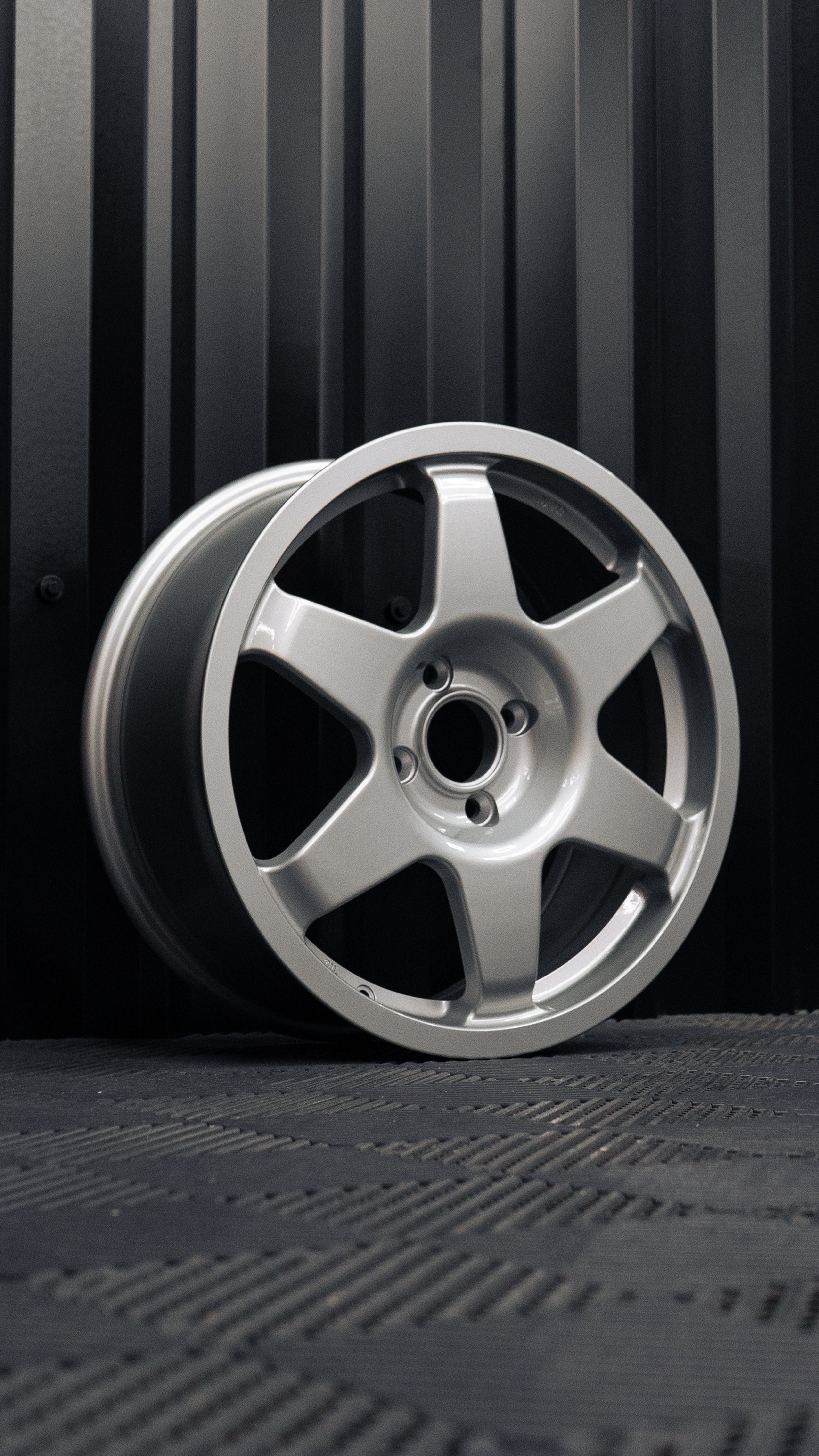 Rota Sprint, 18 x 8.5 inch, 5108 PCD, et40 in Silver Single Rim