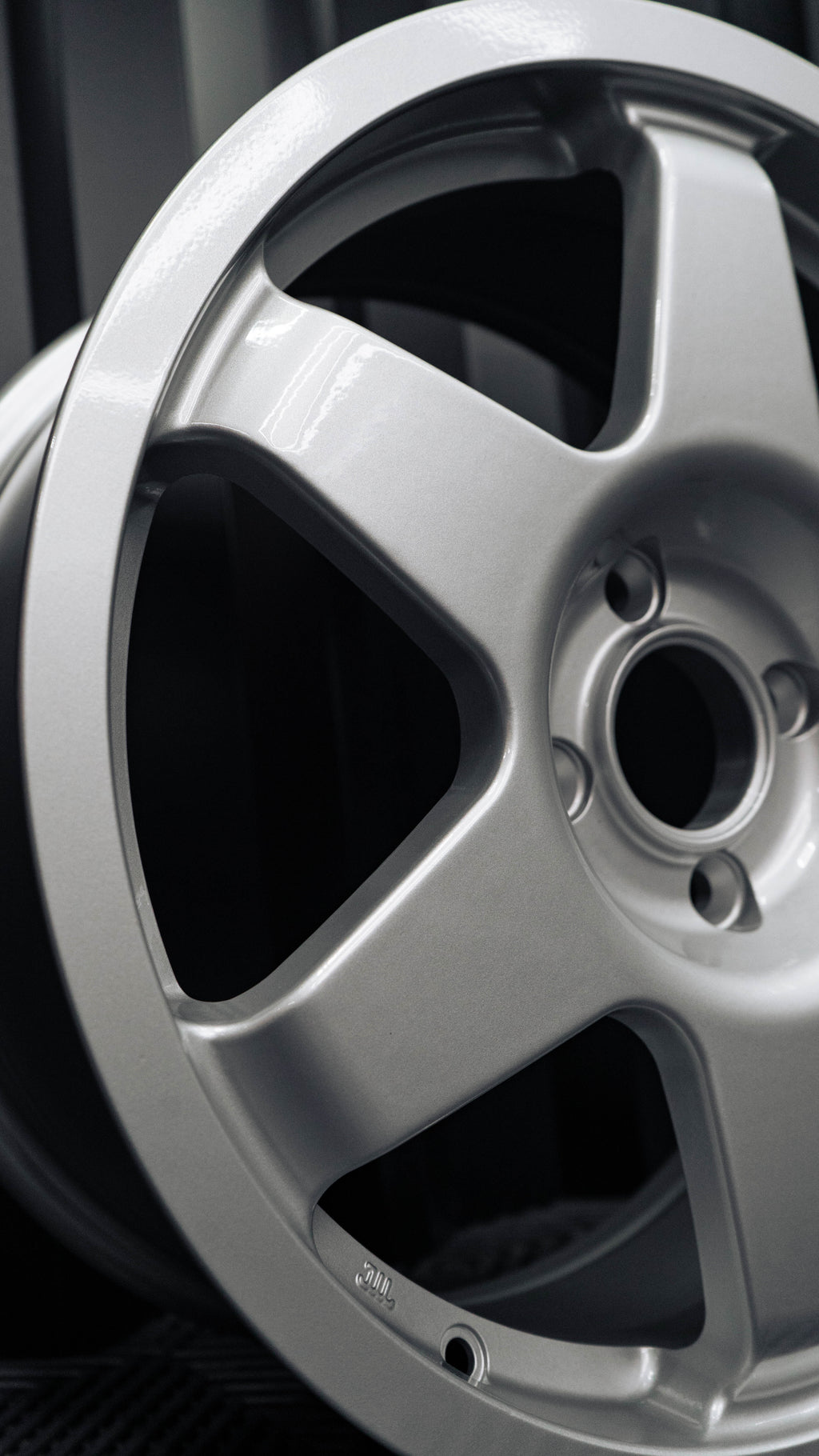 Rota Sprint,  18 x 8 inch, 4100 PCD, ET40 in Silver, Single Rim