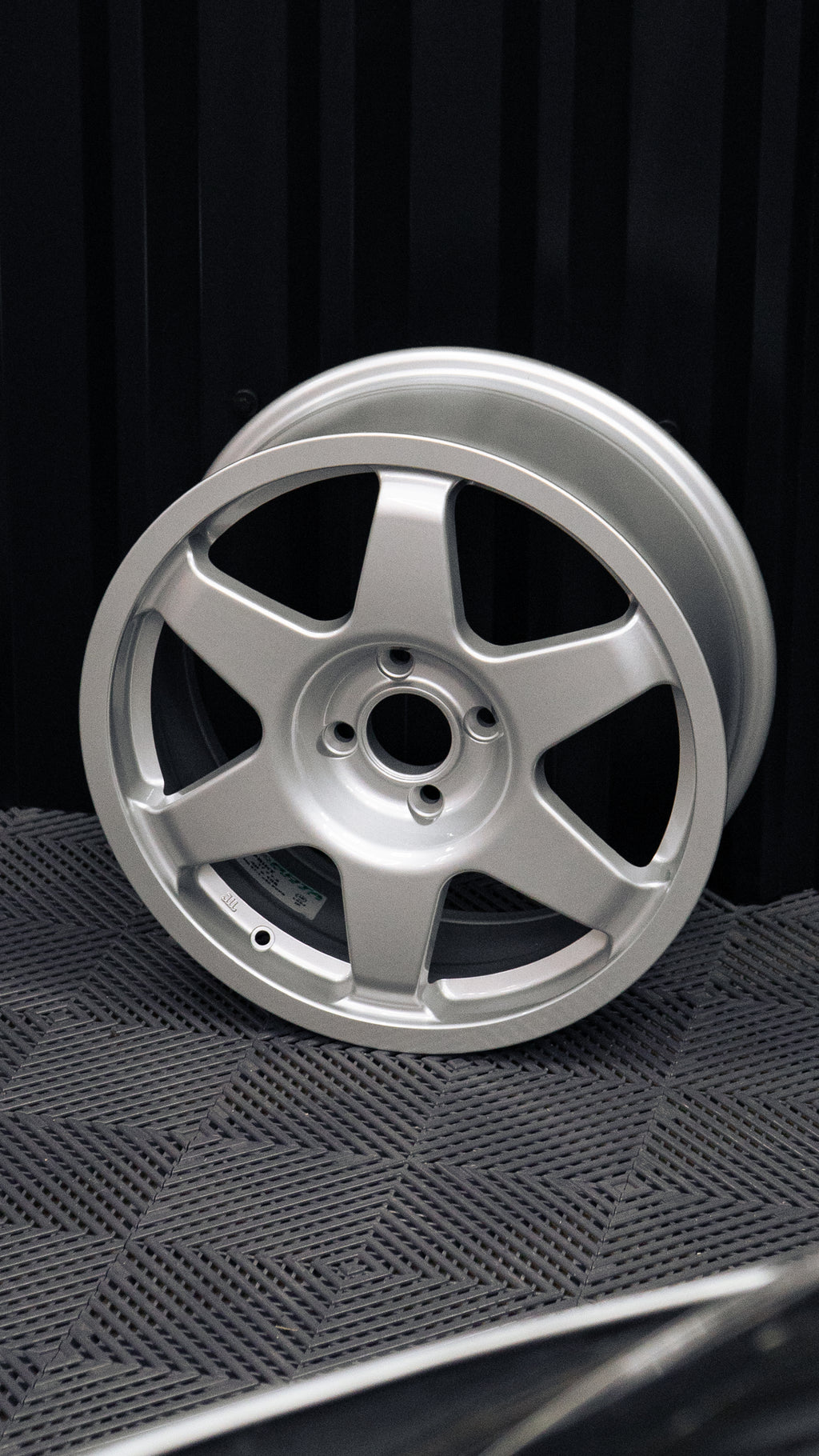 Rota Sprint,  18 x 8 inch, 4100 PCD, ET40 in Silver, Single Rim