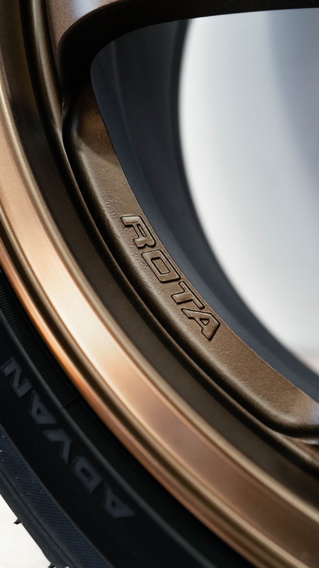 Rota Grid Flow-Forged, 18 x 8.5 inch, 5x120 PCD, ET35 in Sport Bronze, Single Rim