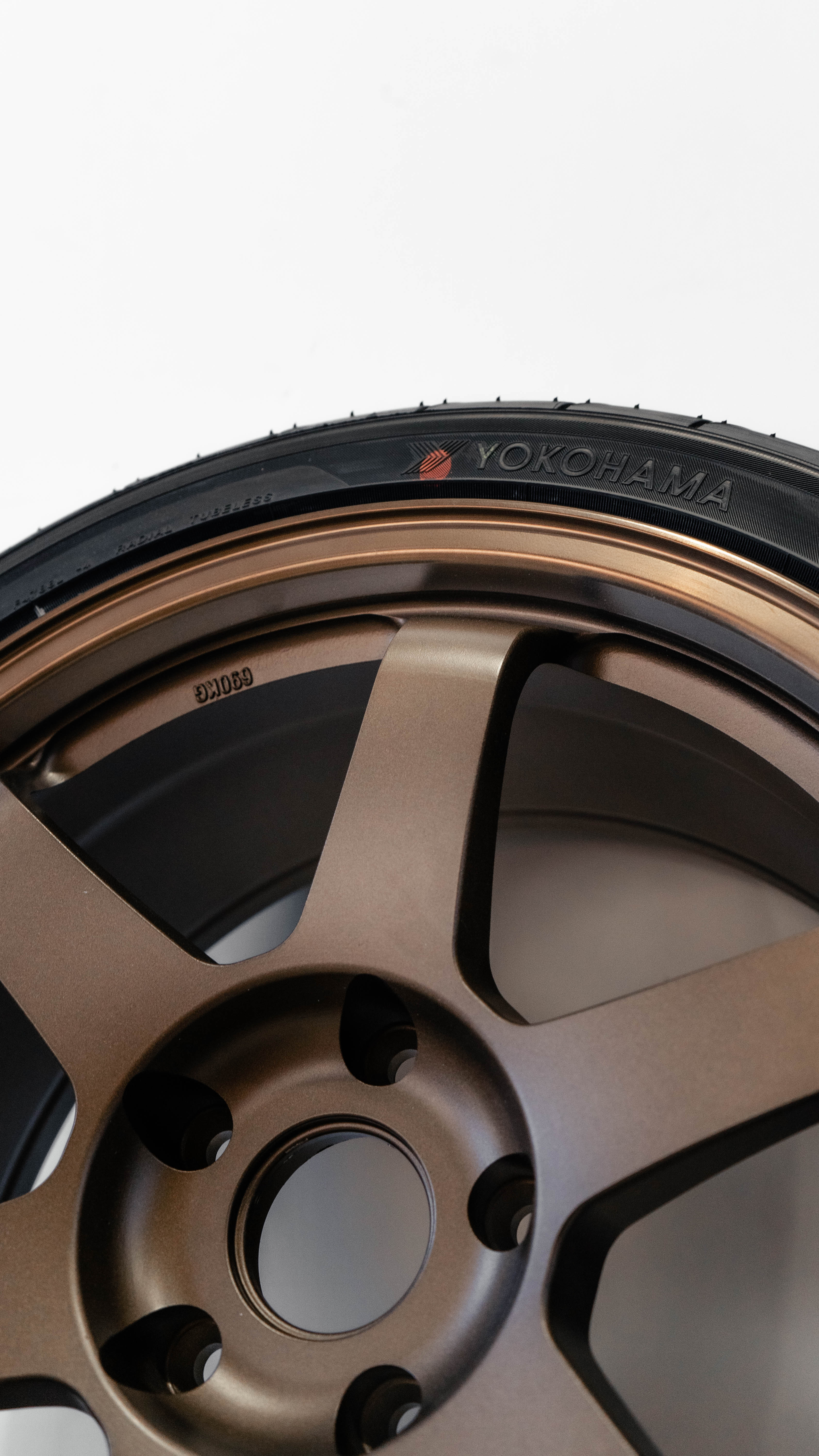 Rota Grid Flow-Forged, 18 x 8.5 inch, 5x120 PCD, ET35 in Sport Bronze, Single Rim