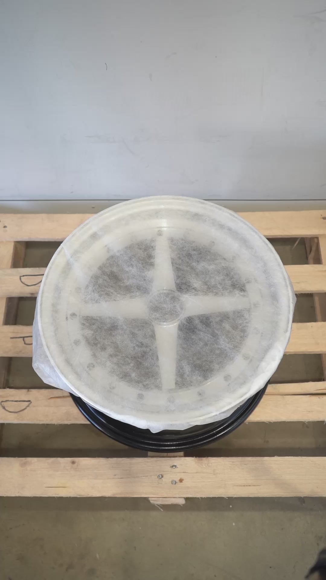 Rota Zero, 15 x 7 inch, 4100 PCD, ET35 Black with Polished Face