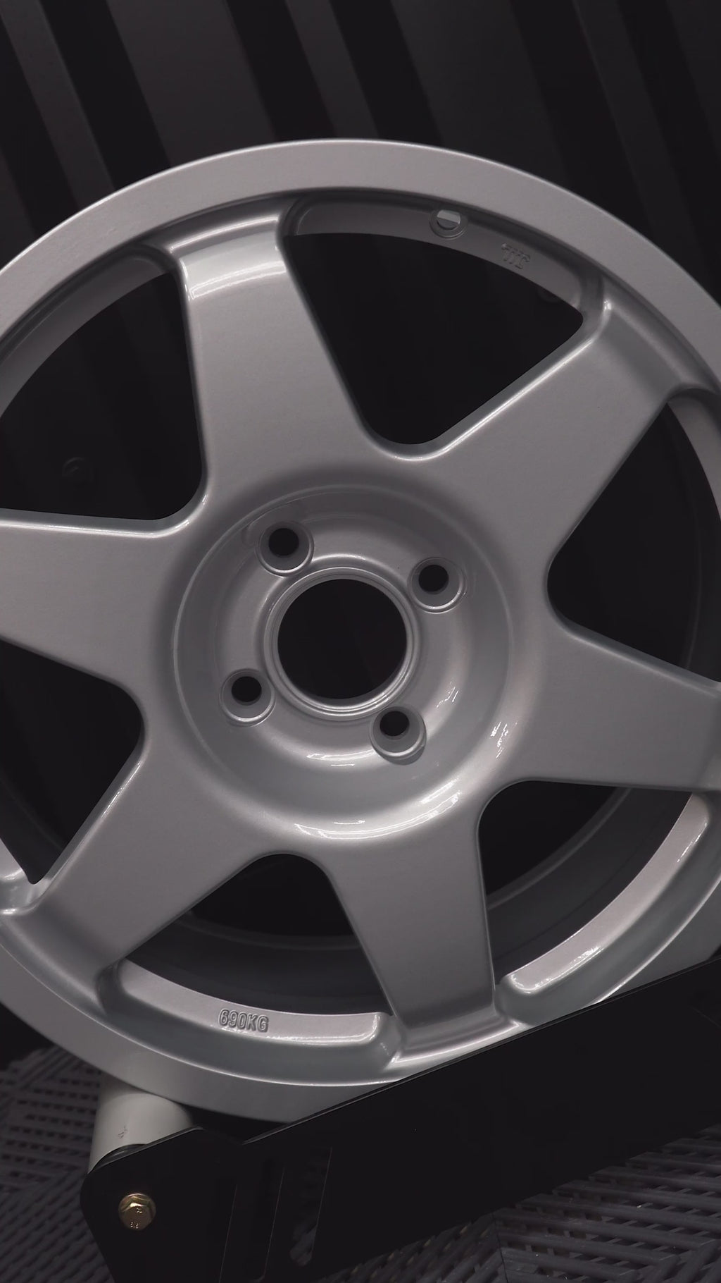 Rota Sprint,  18 x 8 inch, 4100 PCD, ET40 in Silver, Single Rim